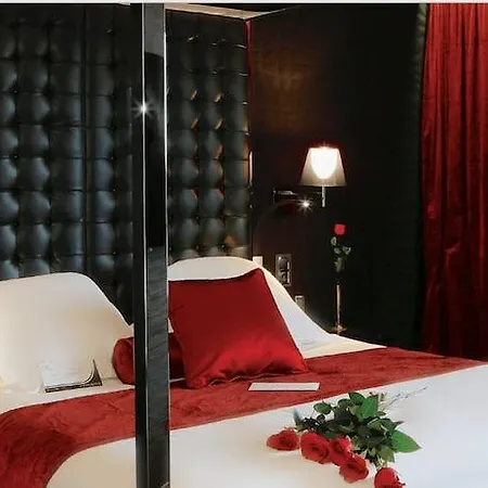 Oz'inn & 5* Agde
