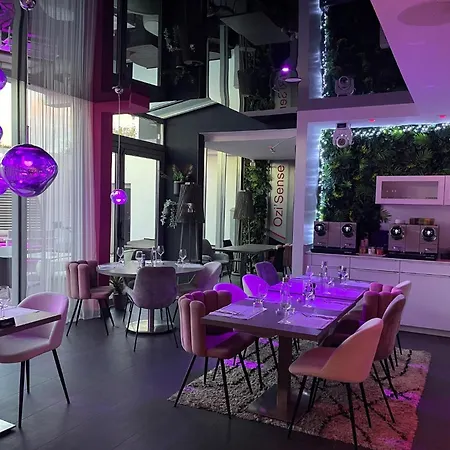 Szálloda Oz'inn & 5*