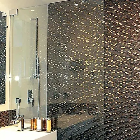 Hotel Oz'inn & 5*