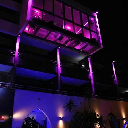 Oz'inn & 酒店 阿格德