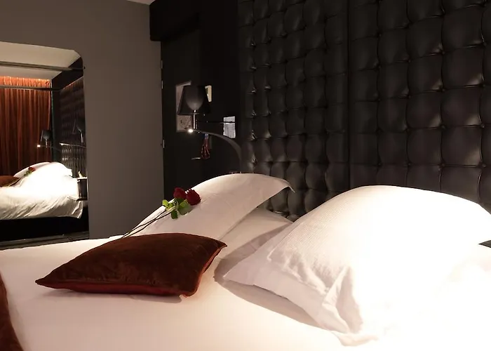 Отель Oz'inn & 5*