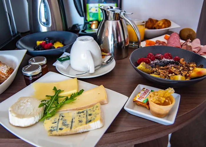 Отель Oz'inn & 5*